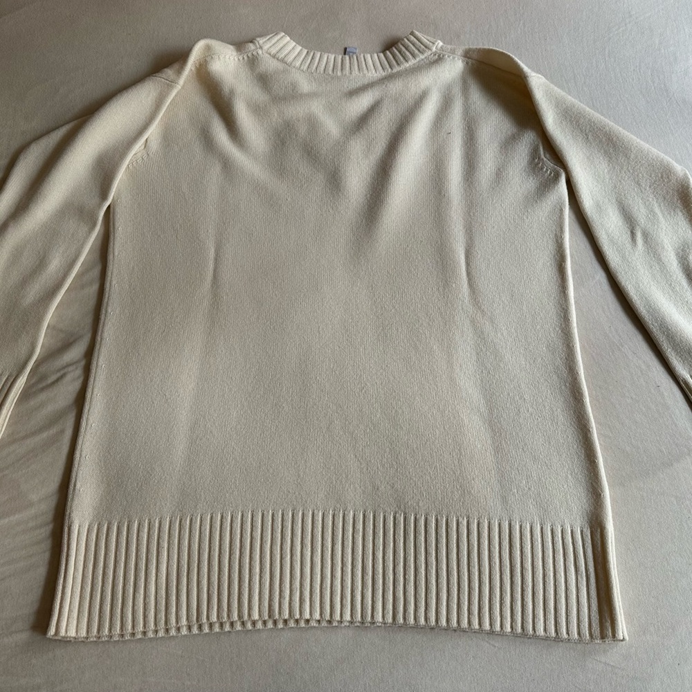 Athleta Tunic Sweater. Cashmere blend. Size M. Cream white.